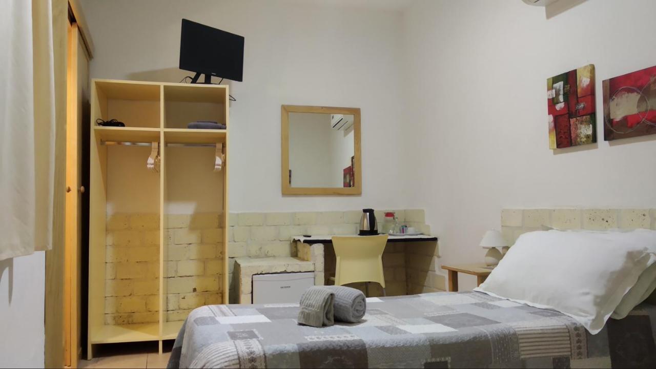 Biddanoa Bed And Breakfast Cagliari Ngoại thất bức ảnh